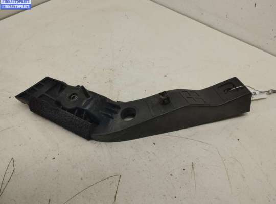 купить Кронштейн бампера переднего на Hyundai i30