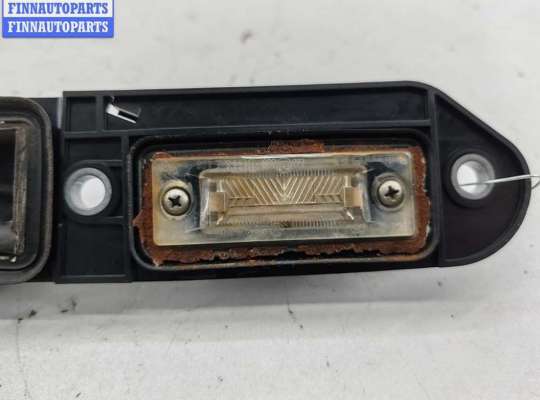 купить Накладка подсветки номера на Volkswagen Passat B6