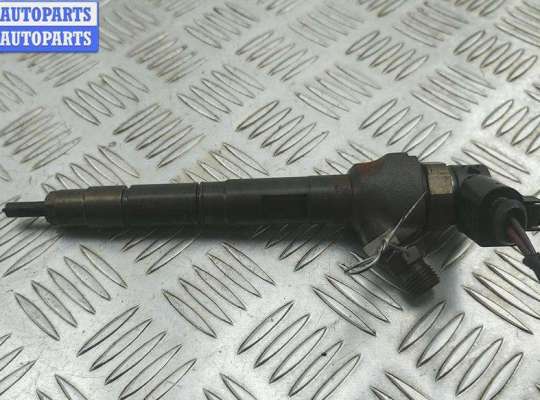 купить Форсунка топливная на Volkswagen Passat B7