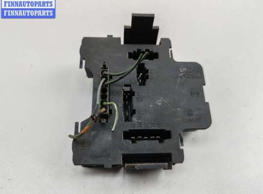 купить Плата фонаря заднего правого на Volkswagen Transporter T4