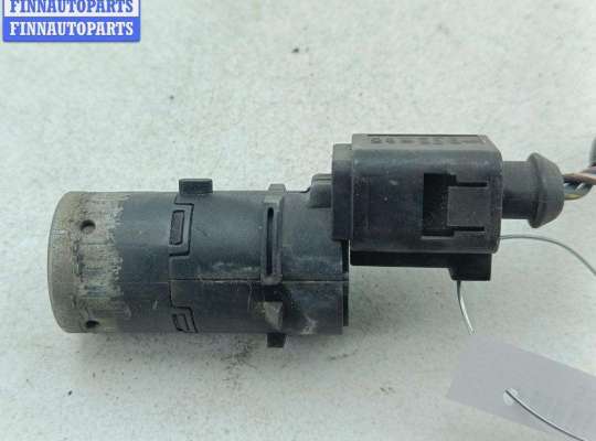 купить Датчик парковки (парктроник) передний на Audi A6 C5 (1997-2005)