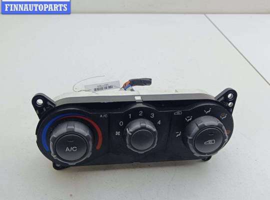 Переключатель отопителя HN380901 на Hyundai Matrix