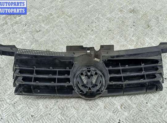 купить Решетка радиатора на Volkswagen Bora
