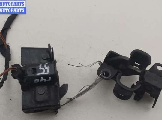 Замок капота MB1487378 на Mercedes C-Class W203 (2000-2006)
