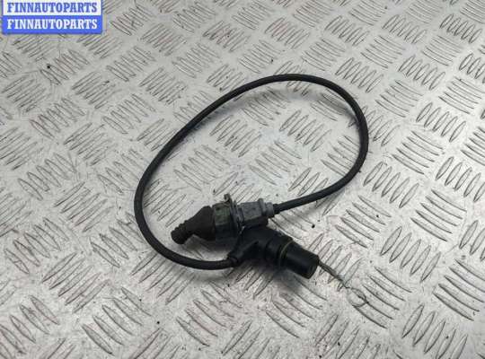 купить Датчик положения коленвала на Volkswagen Passat B5