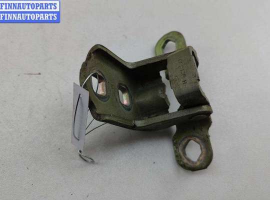 Петля двери передней правой RN1567648 на Renault Scenic II (2003-2009)