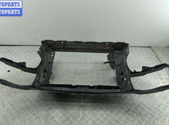 Панель передняя (телевизор) на Audi A3 (8P)