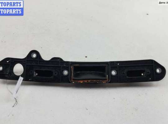 Кнопка открывания багажника VG2374201 на Volkswagen Touran