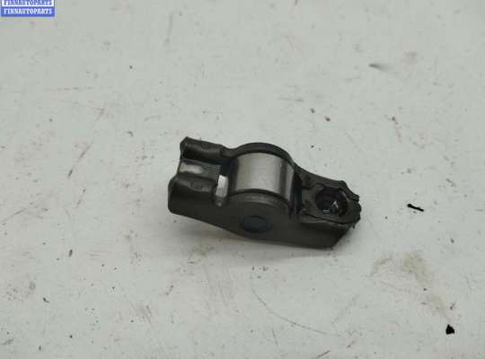 купить Коромысло клапана (рокер) на Volkswagen Golf-5