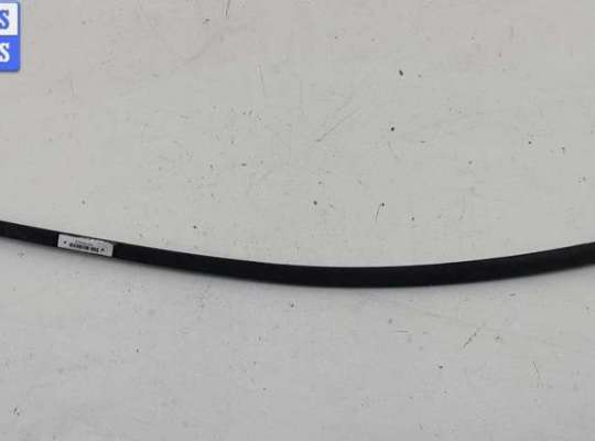 купить Молдинг лобового стекла на Volkswagen Passat B5