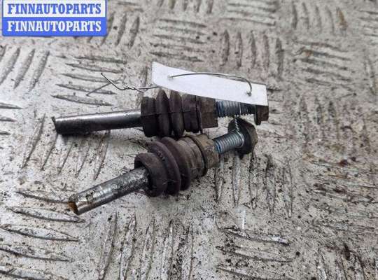 Болт крепления VG2526006 на Volkswagen Touran