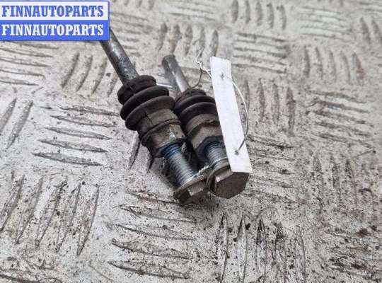 купить Болт крепления на Volkswagen Touran