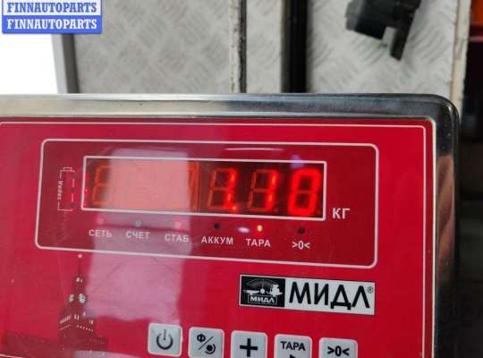 купить Петля двери передней правой на Volkswagen Passat B6