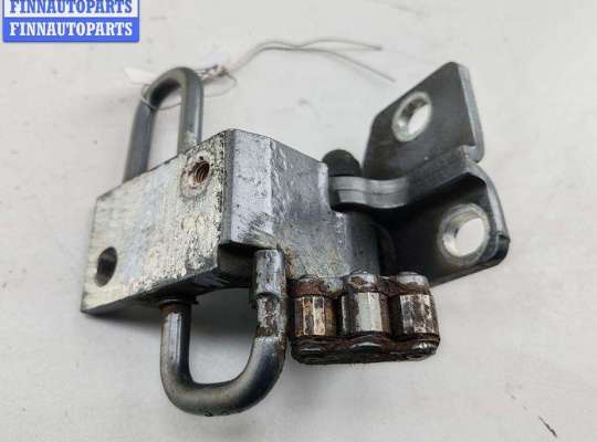 купить Петля двери передней правой на Volkswagen Passat B6