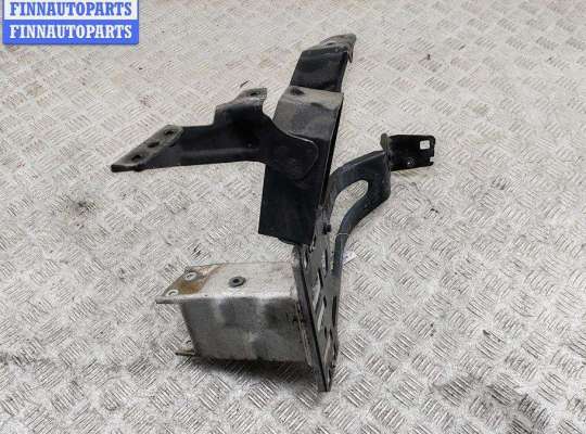 купить Рамка передняя (панель кузовная, телевизор) на BMW 5 E60/E61 (2003-2010)