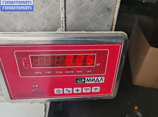 купить Обшивка двери передней левой (дверная карта) на Volkswagen Passat B3