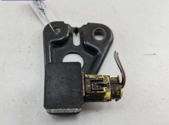 Датчик удара (Airbag) TT951559 на Toyota Yaris Verso