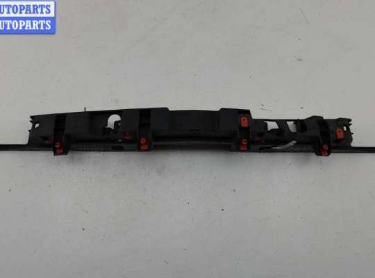 Кронштейн бампера переднего OP2381607 на Opel Astra J (2009-2015)