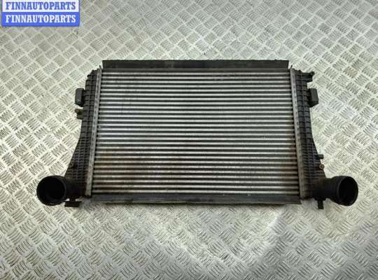 Купить Радиатор интеркулера на Volkswagen Passat B6 Радиатор интеркулера VG2768220 на Volkswagen Passat B6