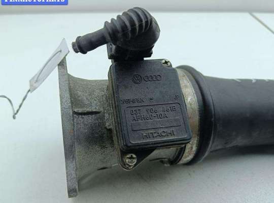 купить Расходомер (измеритель потока воздуха) на Audi A4 B5 (1994-2001)