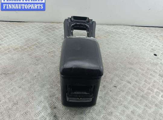 купить Подлокотник на Peugeot 607