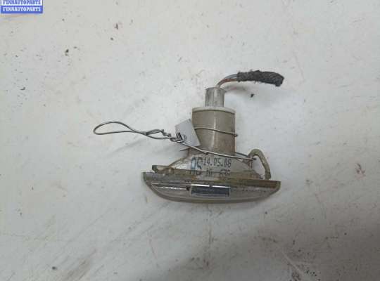 Повторитель поворота в крыло на Opel Astra H / Classic