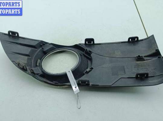 купить Рамка фары противотуманной левой на Renault Espace IV (2002-2014)