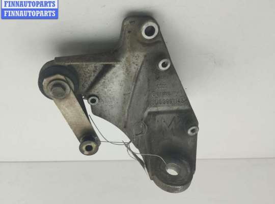 купить Кронштейн КПП опорный на Volkswagen Passat B5+ (GP)
