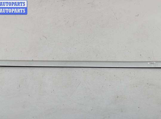 купить Молдинг двери передней левой на Audi A6 C5 (1997-2005)