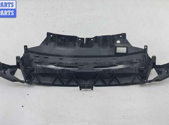 купить Накладка замка капота на Ford Focus III (2011-2018)