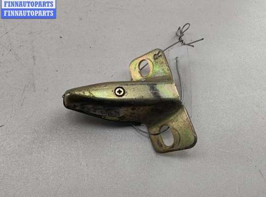 купить Ответная часть (скоба) замка двери на Volkswagen Transporter T4