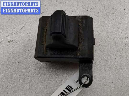 купить Кнопка центрального замка на Chrysler Voyager (1996-2000)