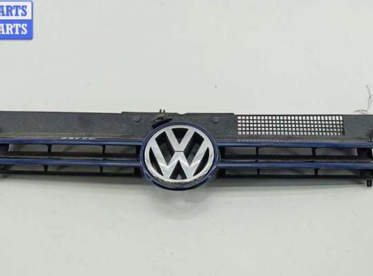 Решетка радиатора VG2717879 на Volkswagen Golf-4