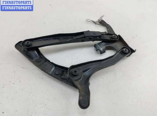 Петля капота правая MB1691850 на Mercedes C-Class W202 (1993-2000)