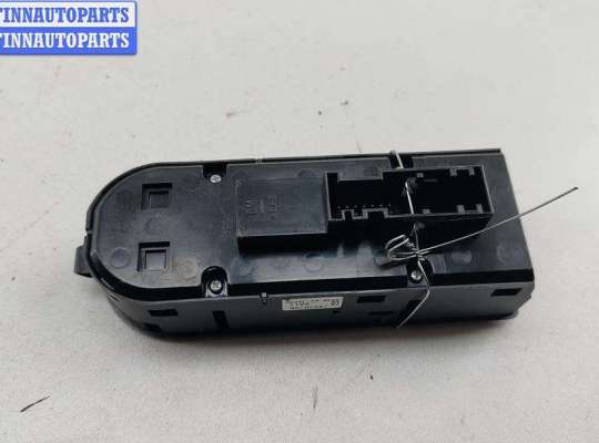 купить Блок кнопок управления стеклоподъемниками на Opel Astra H (2004-2009)