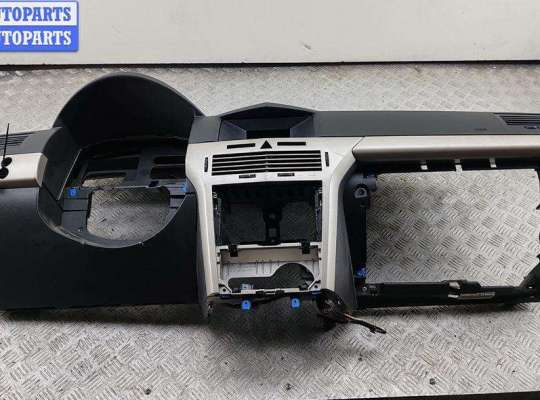 купить Панель приборная (торпедо) на Opel Astra H (2004-2009)