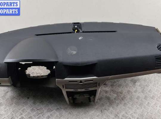 купить Панель приборная (торпедо) на Opel Astra H (2004-2009)