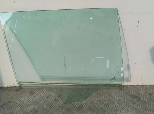 купить Стекло двери задней правой на BMW 3 E90/E91/E92/E93 (2005-2013)