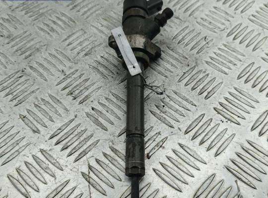 Купить Форсунка топливная на Ford Focus II (2004-2011) Форсунка топливная FO2039971 на Ford Focus II (2004-2011)