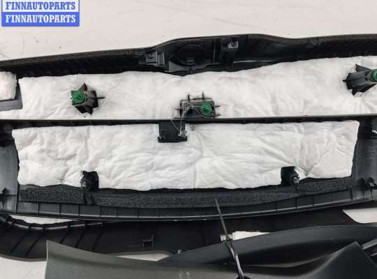 купить Обшивка крышки багажника на Mazda 3 (2018- ) BP