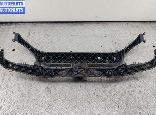 купить Рамка передняя (панель кузовная, телевизор) на Ford Focus I (1998-2005)