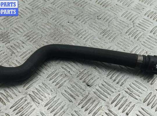 купить Патрубок отопителя (печки) на BMW 5 E39 (1995-2003)