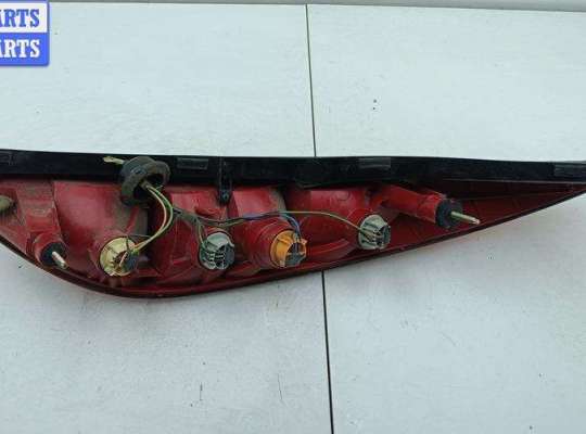 купить Фонарь задний левый на Ford Mondeo III (2000-2007)