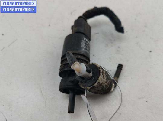 купить Насос (моторчик) омывателя стекла на Volkswagen Passat B6