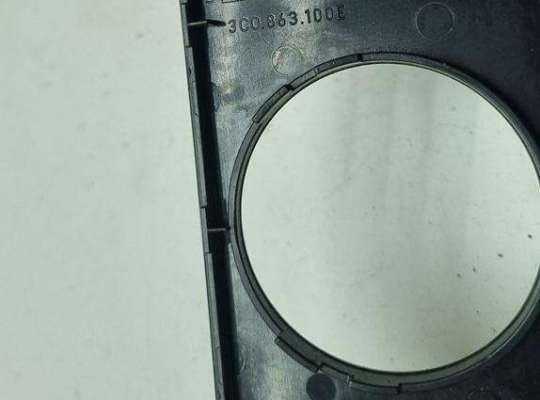 купить Накладка декоративная на торпедо на Volkswagen Passat B6