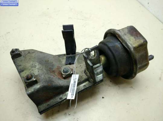 купить Подушка крепления КПП на Volkswagen Transporter T4