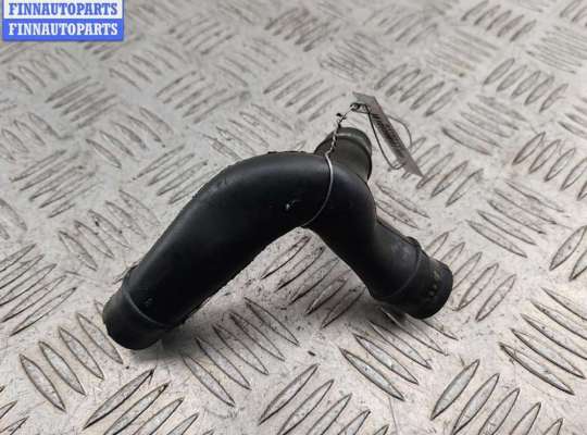 купить Патрубок на Volkswagen Golf-3