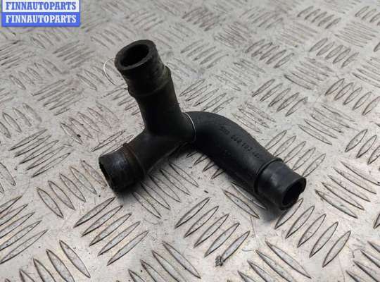 купить Патрубок на Volkswagen Golf-3
