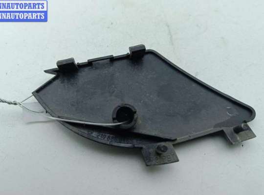 купить Решётка (заглушка) в бампер на Mercedes E-Class W210 (1995-2002)