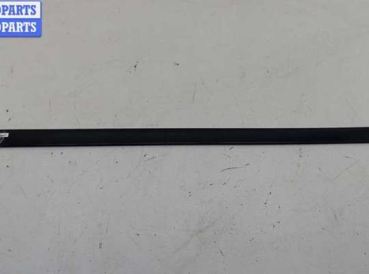 купить Молдинг двери передней правой на Audi A6 C5 (1997-2005)